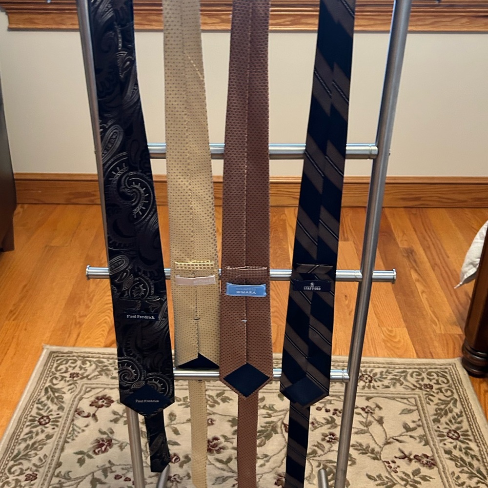 Dress ties